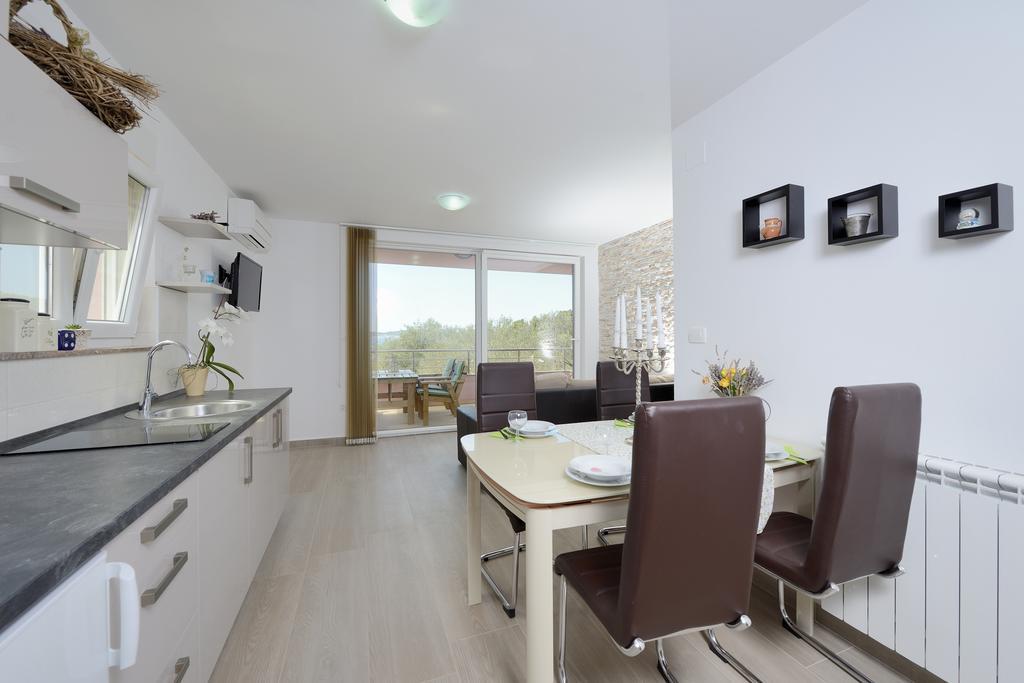 Apartments Karla Бибинє Номер фото
